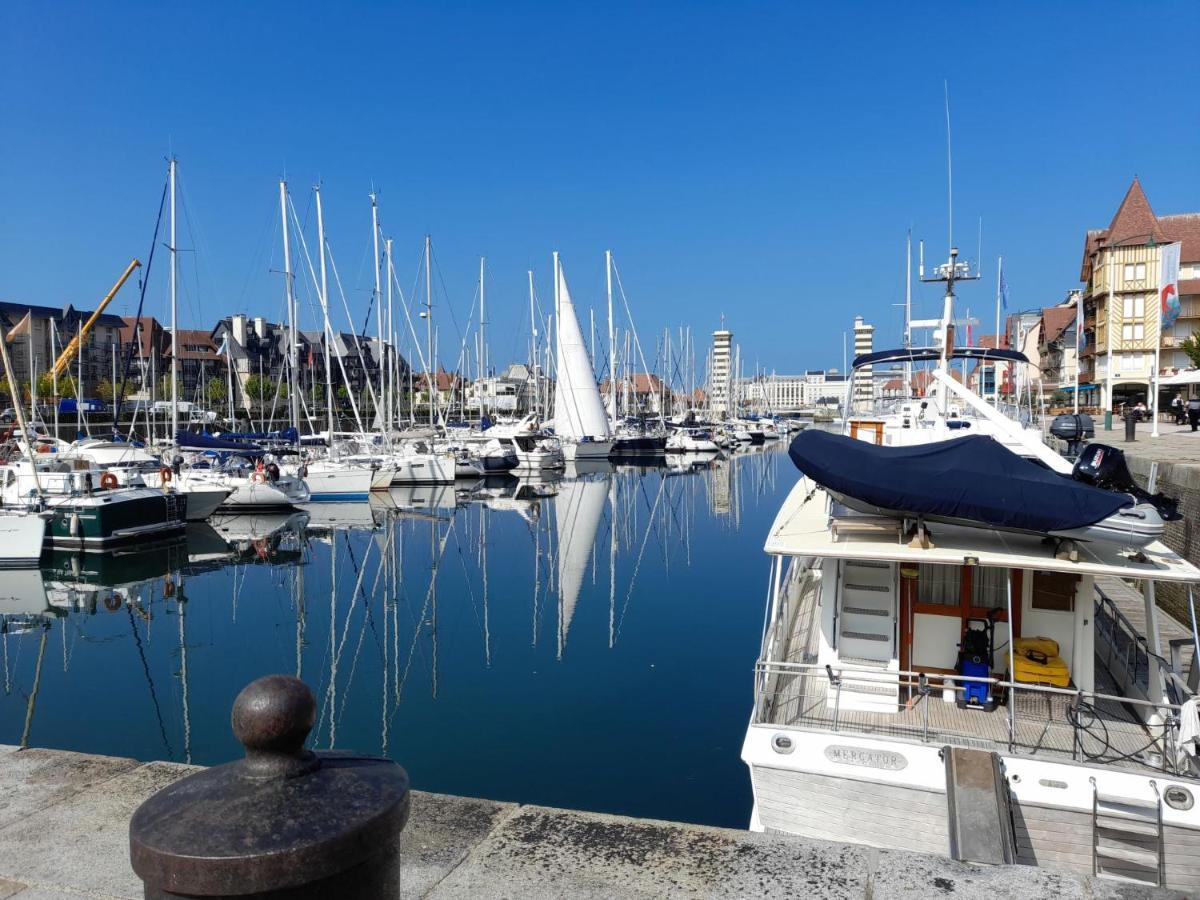 Studio Les Marinas-10 By Interhome ドーヴィル エクステリア 写真